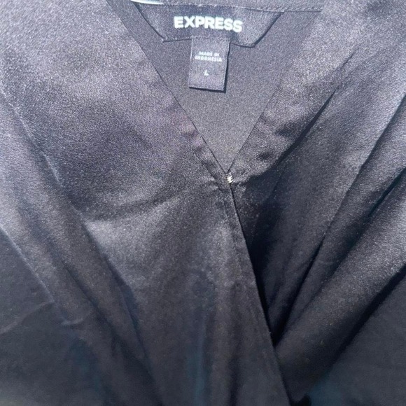 Express – Bodysuit – Women's – L – Black – Wrap V Neck Cami - Picture 3 of 3